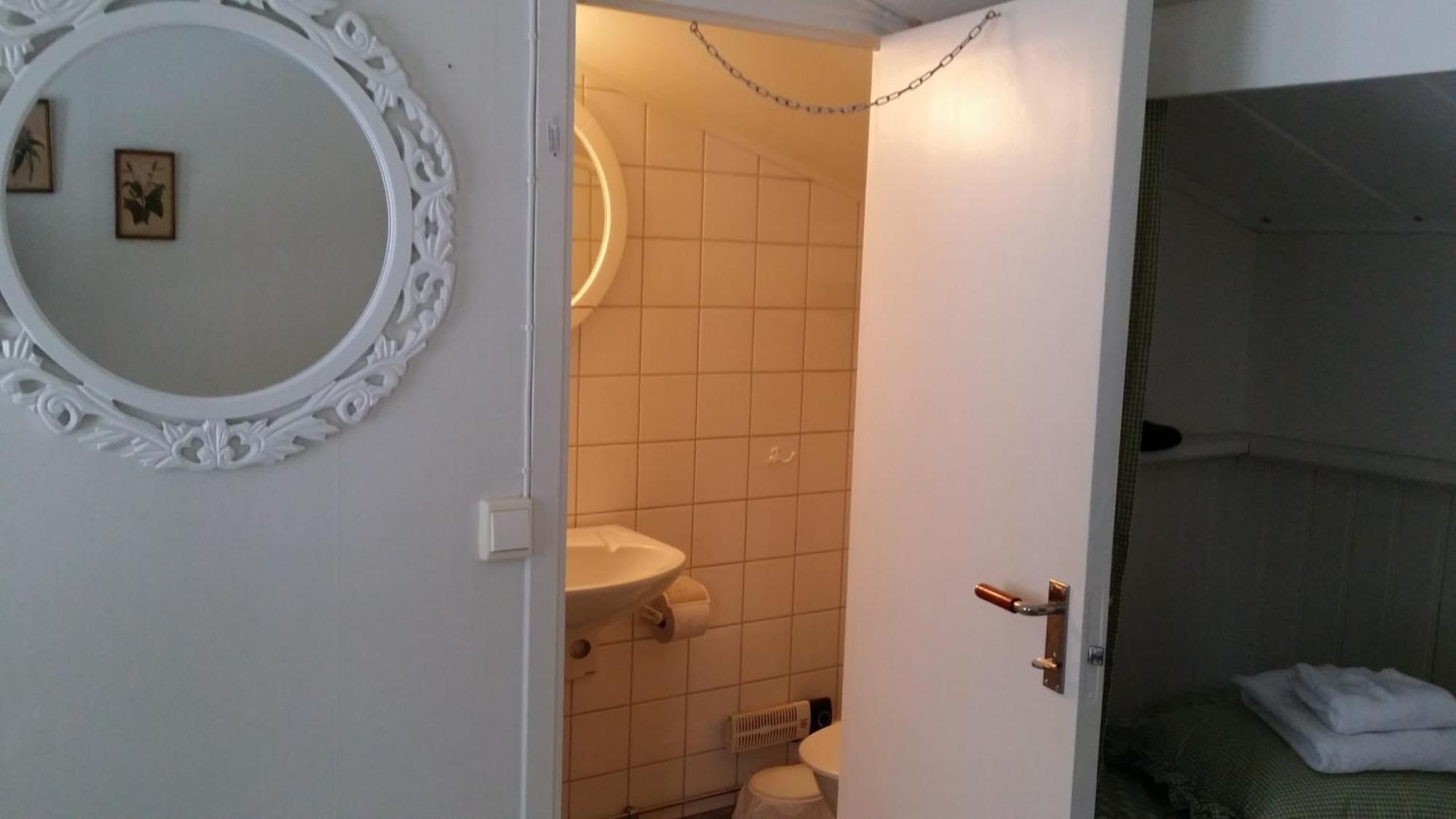 טרוסה Agarden Hotell & Restaurang מראה חיצוני תמונה